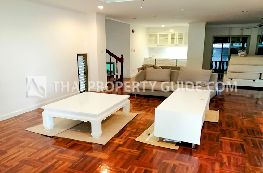 House with Shared Pool in Sukhumvit 